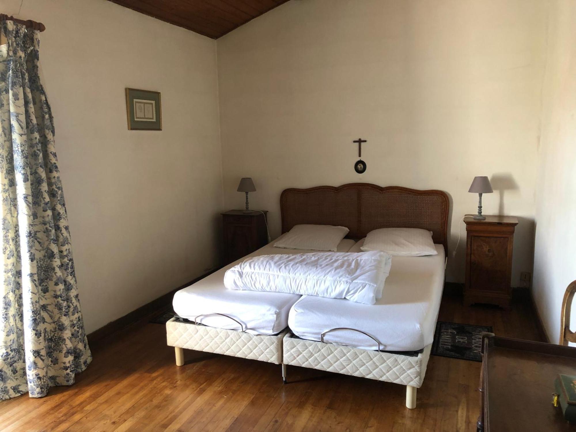 La Vieille Cure, Spa, Wifi A 20 Min Des Plages La Jonchere المظهر الخارجي الصورة